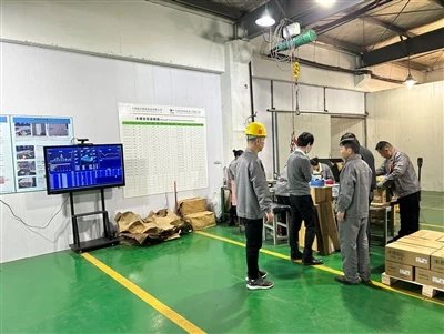 日本人のお客様が当社に遊びに来られました